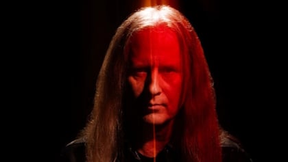 ALICE IN CHAINS’ JERRY CANTRELL Announces ‘I Want Blood’ Solo Album, Shares New Solo Single ‘Vilified’