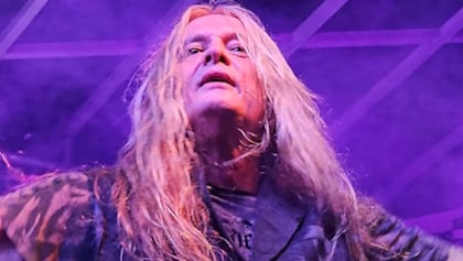 SEBASTIAN BACH Looks Back On Touring With PANTERA: ‘DIMEBAG Got A Knife Out And Stabbed The Couch In The Lobby Of The Hotel’