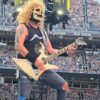 Watch: LIMP BIZKIT’s WES BORLAND Dresses Up As Skull-Faced Version Of 1980s JAMES HETFIELD While Opening For METALLICA