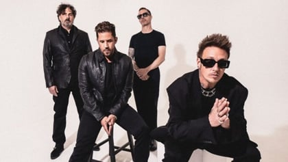 PAPA ROACH’s JACOBY SHADDIX On Newly Completed Track ‘Clickbait’: ‘It’s The Most ‘Nu Metal’ Song We’ve Ever Written In Our Career’