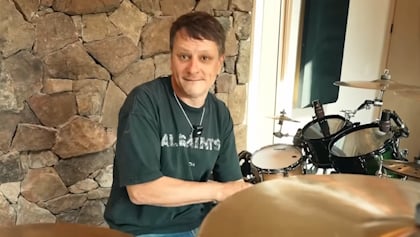 Watch: KORN’s RAY LUZIER Takes You Inside His Home Studio